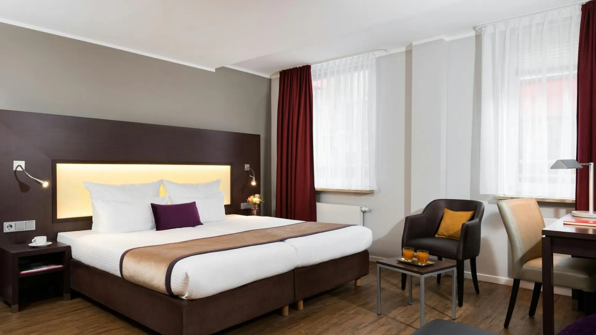 6 Leonardo Hotels Near Sendlinger Tor Worth Booking