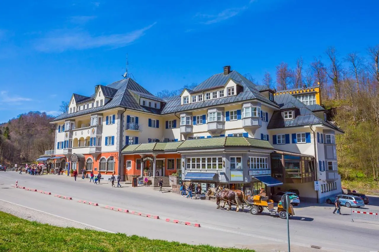 Staying Near Neuschwanstein: 8 Family Hotels Compared