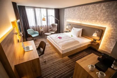 4 Top 4-Star Hotels Near Botanical Gardens Flora Cologne